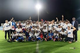 棋牌高阶：解析“桥牌”中的信号传递系统如何体现最高级的团队博弈。（棋牌进阶：桥牌信号体系如何呈现顶级团队博弈）